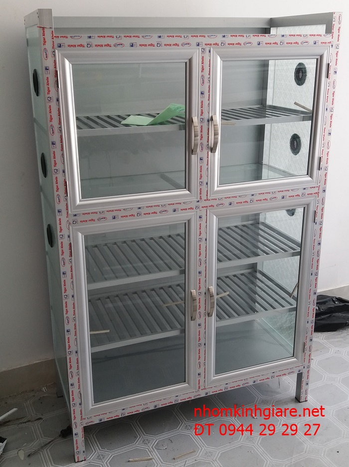 Mẫu tủ nhôm kính đựng chén bát số 1