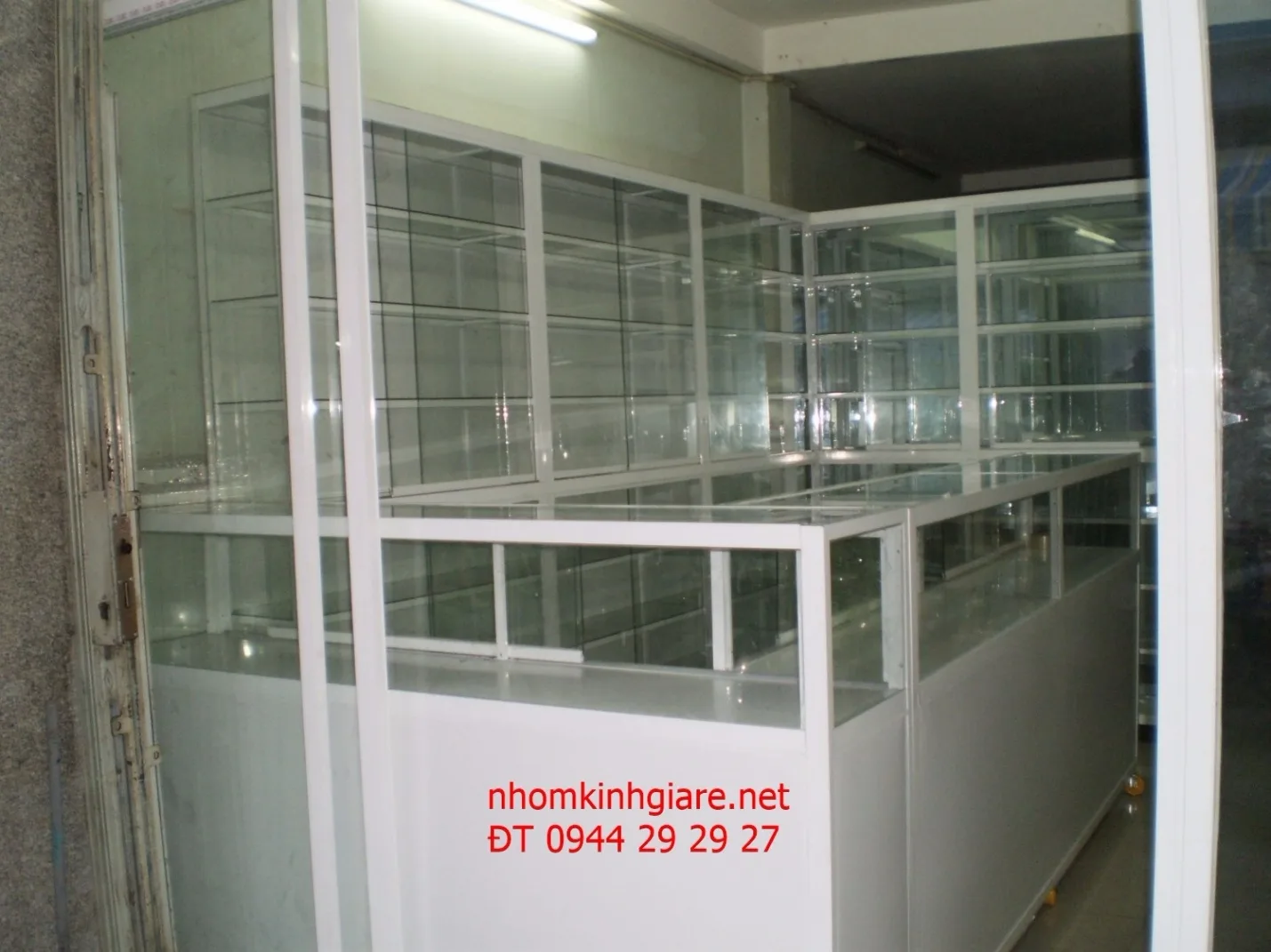 thiet-ke-tu-tuoc-tay-dep C:\Users\HP\Desktop\lê tân\Dream\24.01\tu-quay-thuoc-tay-005.jpg