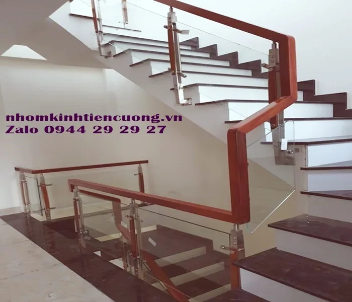 Lan Can Kính Cường Lực