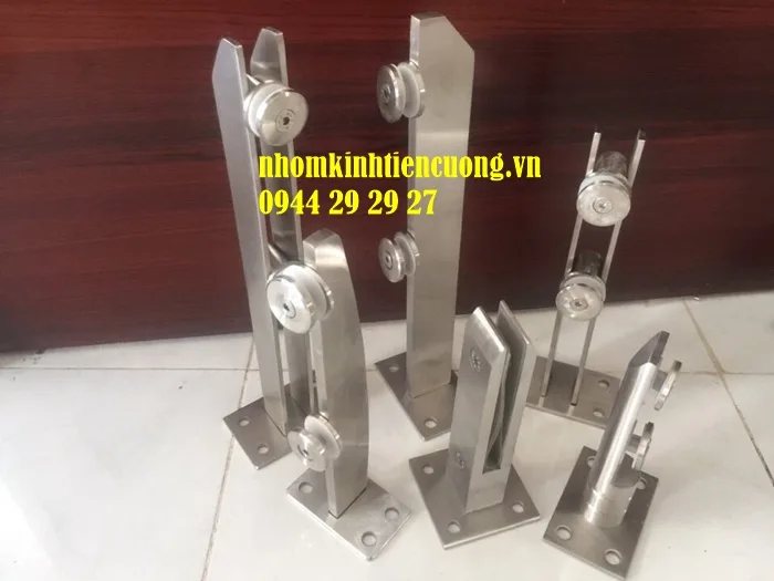 Lan Can Kính Cường Lực