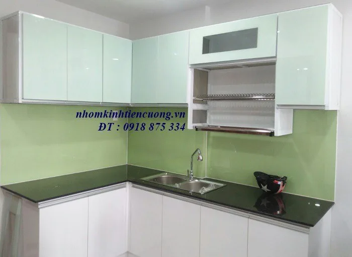 Mẫu tủ bếp nhôm kính đẹp tphcm 4 Mẫu Tủ Bếp Nhôm Kính Đẹp Tphcm