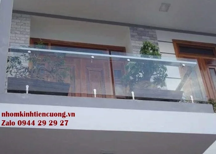 Thi công lan can kính cường lực Tphcm 1 Thi Công Lan Can Kính Cường Lực Tphcm