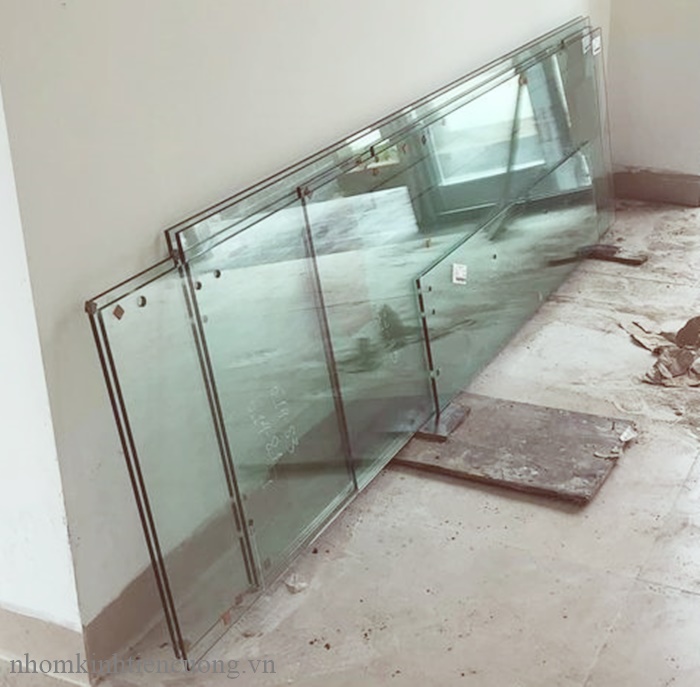 CỬA KÍNH CƯỜNG LỰC (11 sản phẩm)