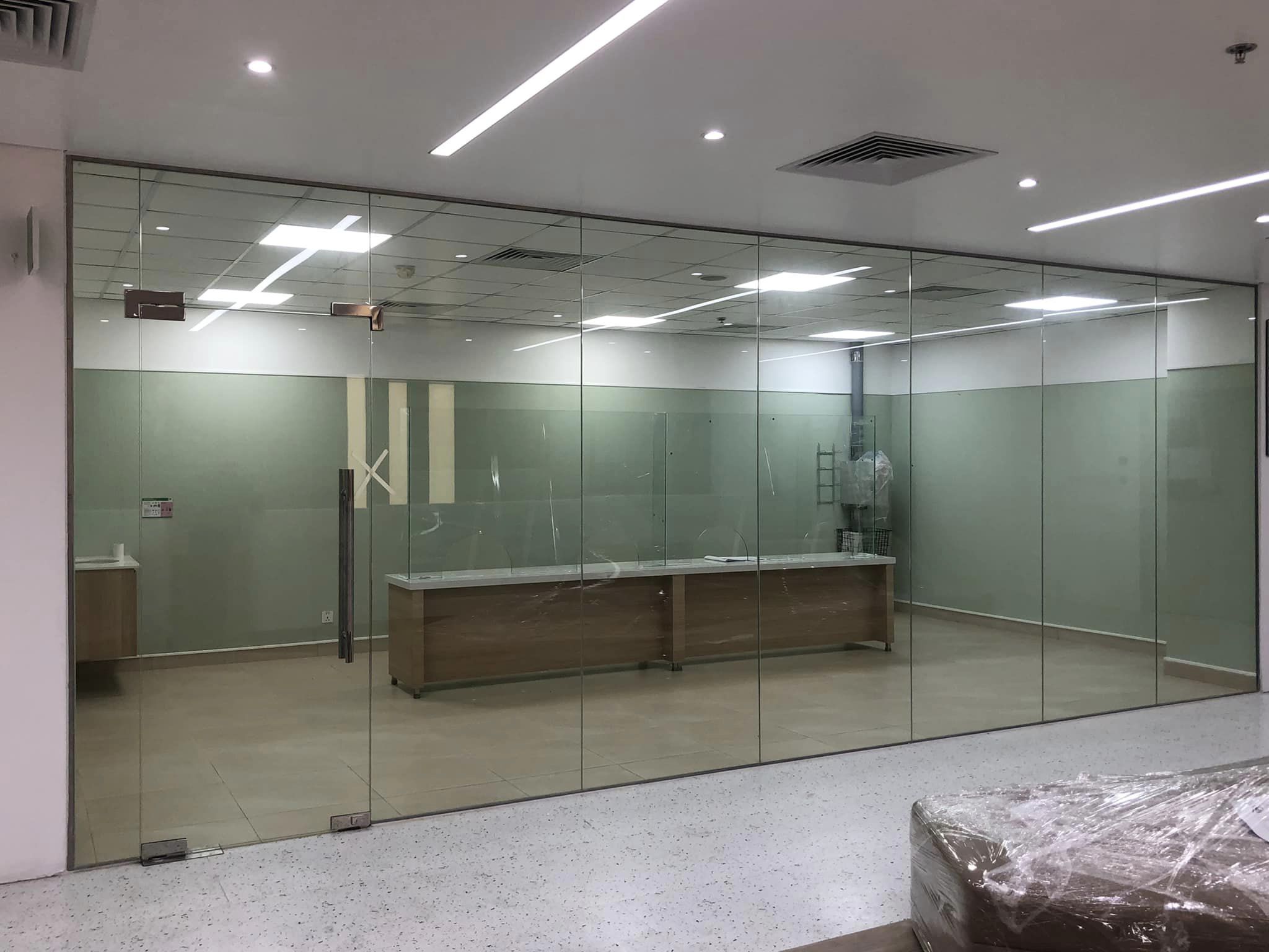 CỬA KÍNH CƯỜNG LỰC (11 sản phẩm)