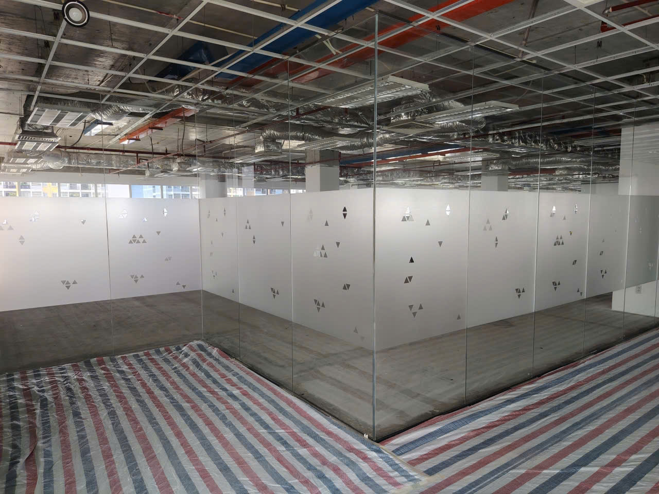 CỬA KÍNH CƯỜNG LỰC (11 sản phẩm)