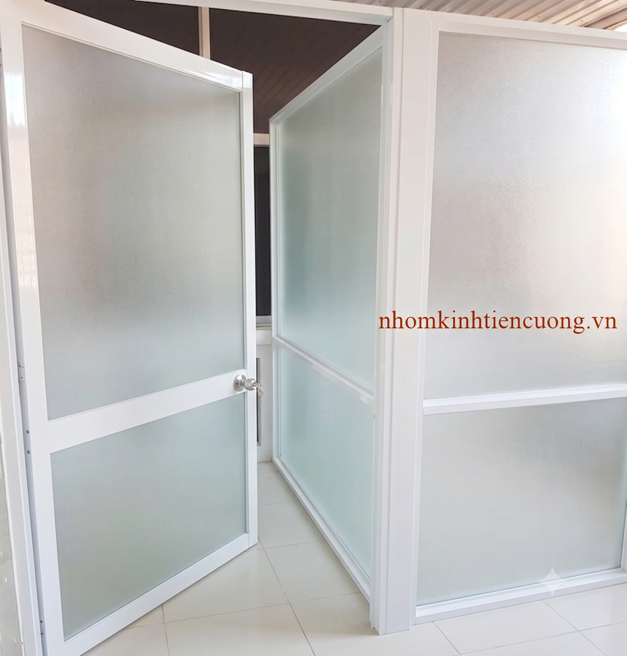 Vách Nhôm Ngăn Phòng